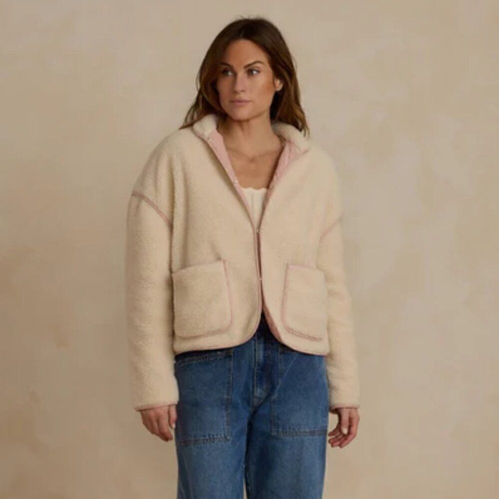 NWT! Rylee + Cru Women's Shearling Jacket Natural with Pink Piping Size Small